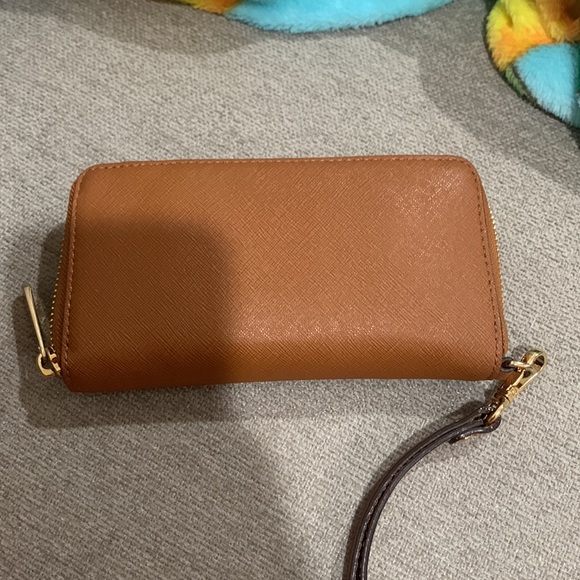 Michael Kors wallet - Picture 6 of 7